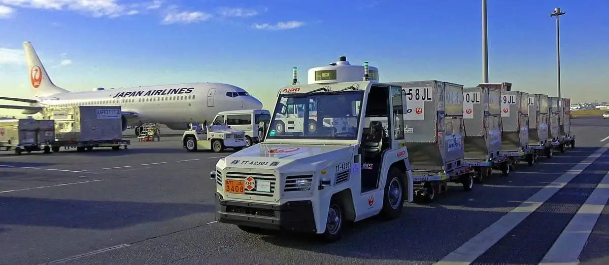Haneda Airport Autonomous Tractor